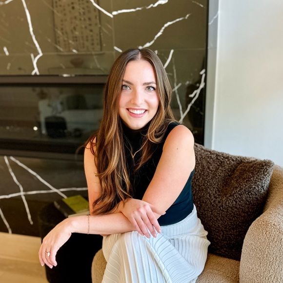 Meet your Posher, Kayelyn - Picture 1 of 1